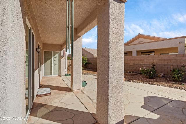 333 W Continental Vista Place, Green Valley, AZ 85614