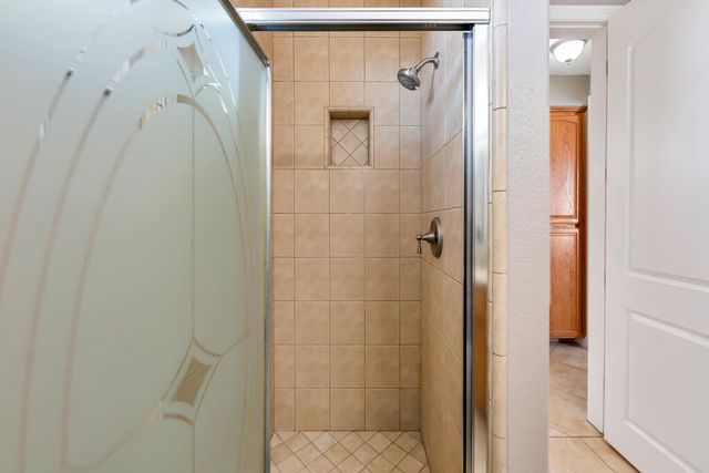 7142 W Ave A 4, Lancaster, CA 93536