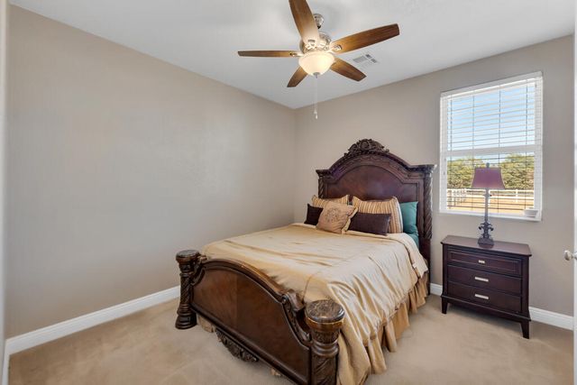 7142 W Ave A 4, Lancaster, CA 93536