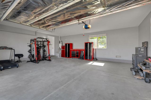 7142 W Ave A 4, Lancaster, CA 93536