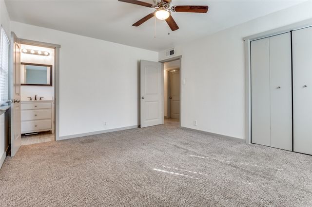 529 NE 4th Street, Grand Prairie, TX 75050