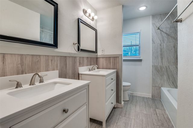 529 NE 4th Street, Grand Prairie, TX 75050