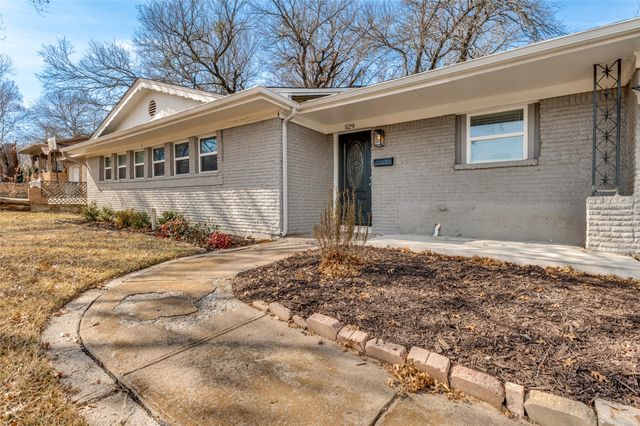 529 NE 4th Street, Grand Prairie, TX 75050