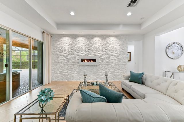 7777 Eden Ridge Way, West Palm Beach, FL 33412