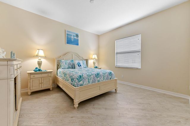 7777 Eden Ridge Way, West Palm Beach, FL 33412