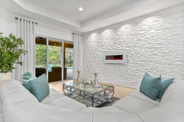 7777 Eden Ridge Way, West Palm Beach, FL 33412