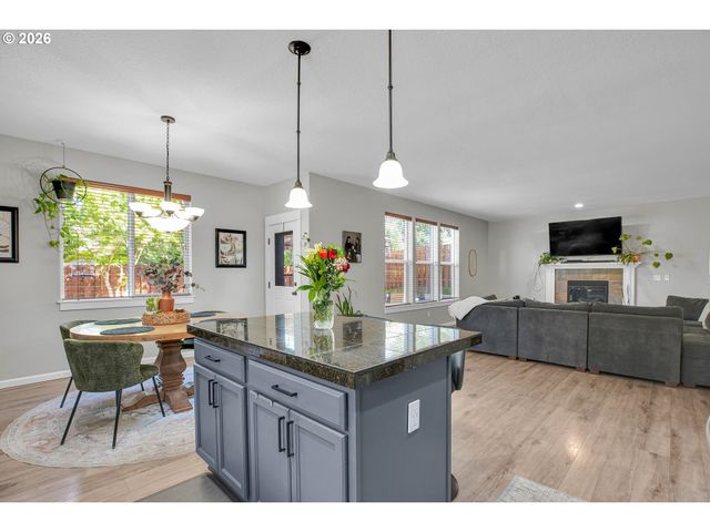 344 Se CONDOR Dr, Gresham, OR 97080