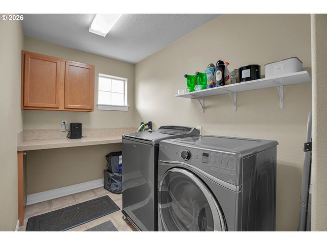 344 Se CONDOR Dr, Gresham, OR 97080