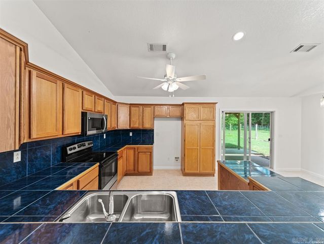 115 Blackbeard Drive, Hot Springs, AR 71913