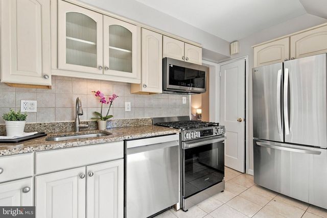 4839 YUMA ST NW, Washington, DC 20016