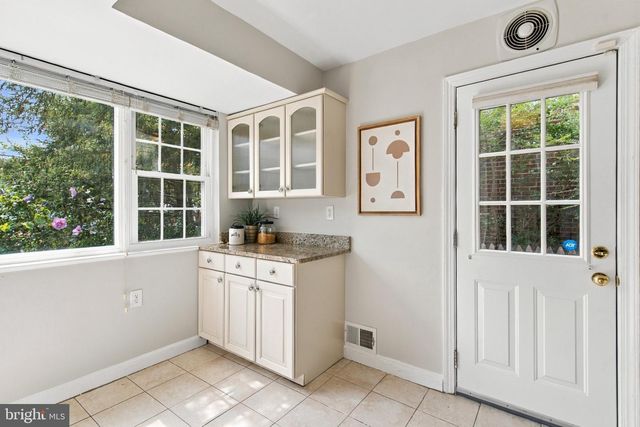 4839 YUMA ST NW, Washington, DC 20016