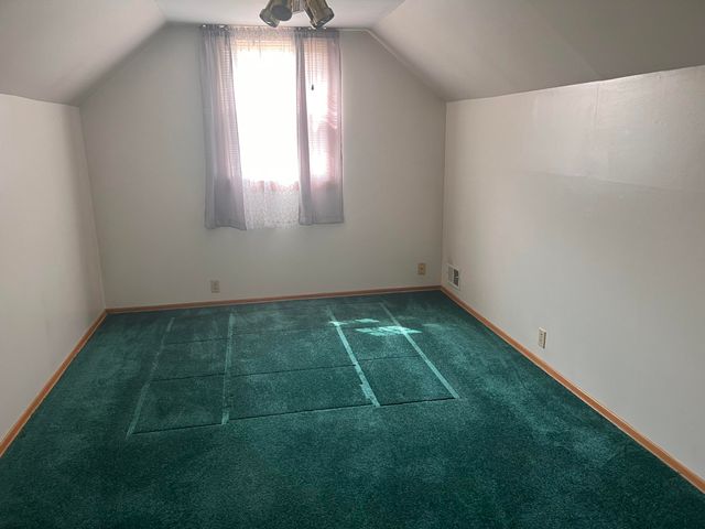 165 CRESTMONT Drive, Council Bluffs, IA 51503