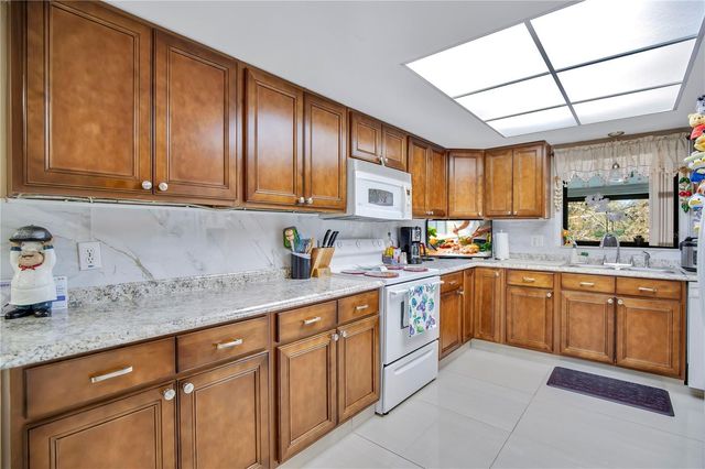 6601 CARDEN DRIVE, Orlando, FL 32818