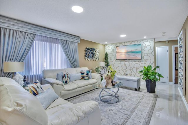 6601 CARDEN DRIVE, Orlando, FL 32818