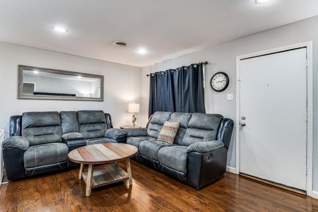 2817 Cumberland Drive, Garland, TX 75041