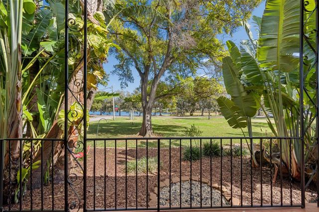 720 15TH AVENUE N, St Petersburg, FL 33704