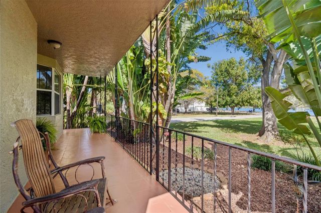 720 15TH AVENUE N, St Petersburg, FL 33704