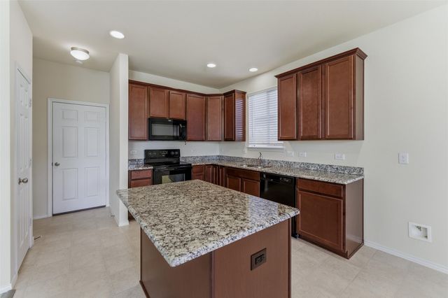 1520 Waggoner Drive, Aubrey, TX 76227