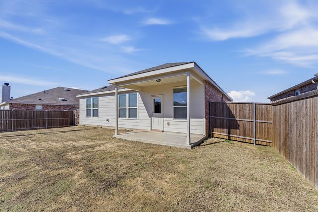 1520 Waggoner Drive, Aubrey, TX 76227