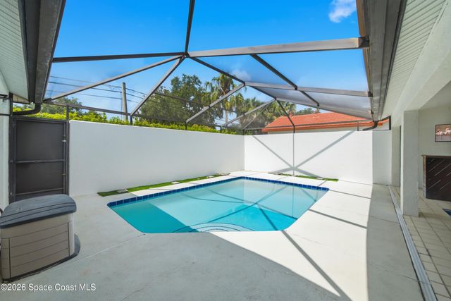 429 Maple Bluff Circle, Melbourne, FL 32940