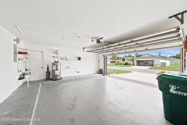 429 Maple Bluff Circle, Melbourne, FL 32940
