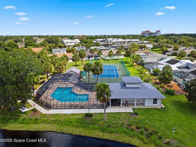 429 Maple Bluff Circle, Melbourne, FL 32940