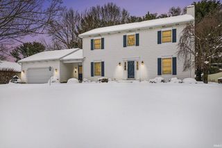 11963 Peacock Circle, Granger, IN 46530