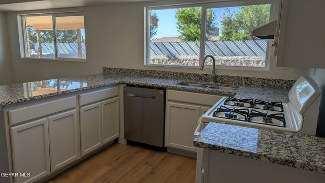 4720 TROPICANA Avenue, El Paso, TX 79924