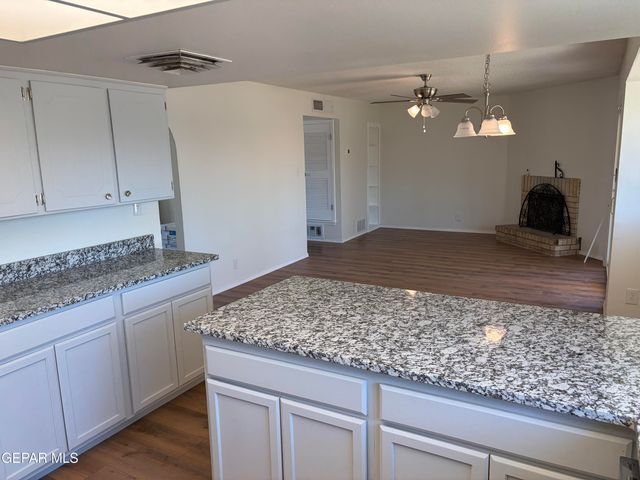 4720 TROPICANA Avenue, El Paso, TX 79924