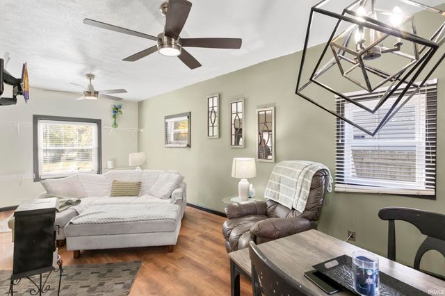 131 E FOX Street, South Bend, IN 46613