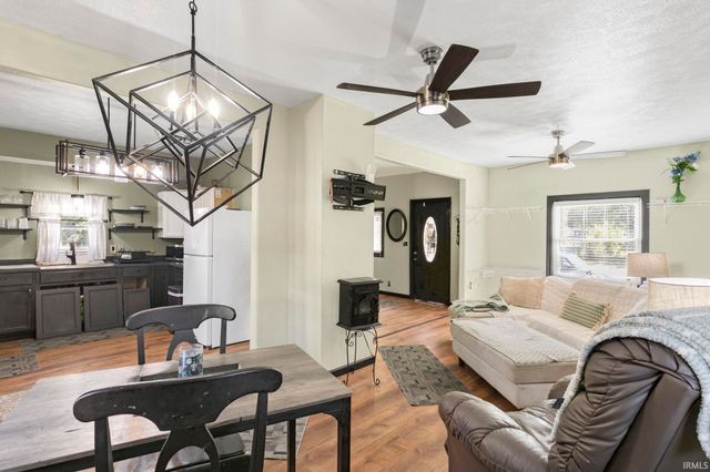 131 E FOX Street, South Bend, IN 46613