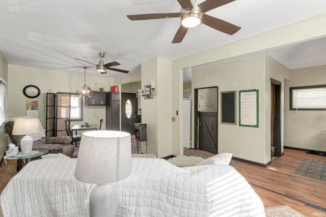 131 E FOX Street, South Bend, IN 46613