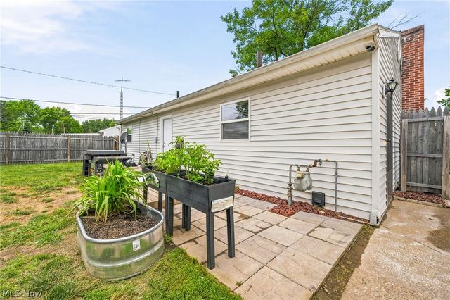 2728 19th Street NE, Canton, OH 44705
