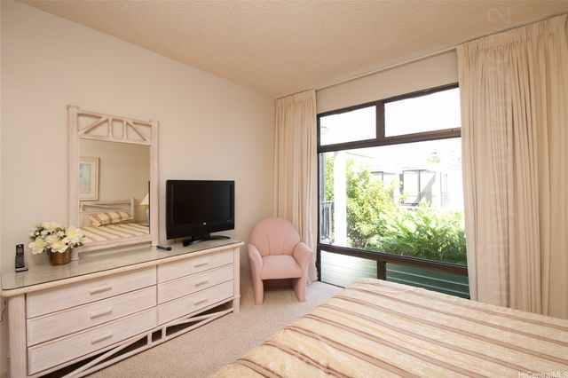 4999 Kahala Avenue 407, Honolulu, HI 96816