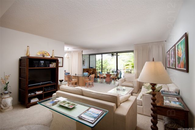 4999 Kahala Avenue 407, Honolulu, HI 96816