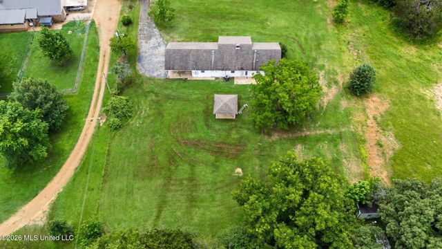 1945 Pryor Road, Coldwater, MS 38618
