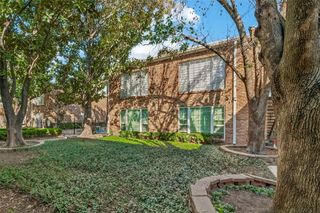 2201 Fountain View Drive 29, Houston, TX 77057