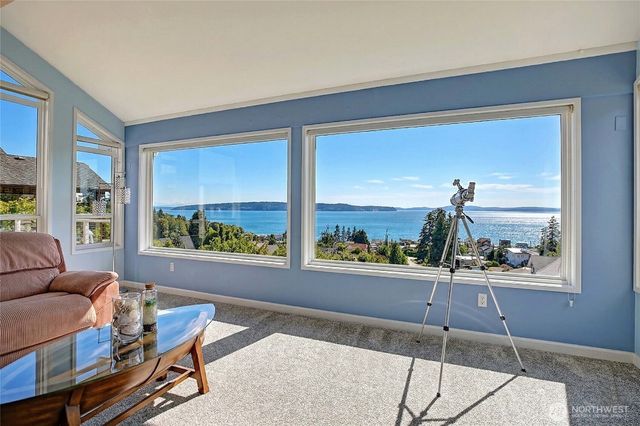 40 Vista Del Mar Street, Camano Island, WA 98282