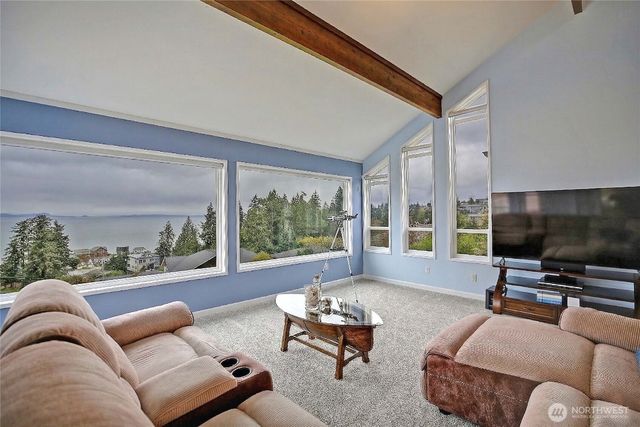 40 Vista Del Mar Street, Camano Island, WA 98282