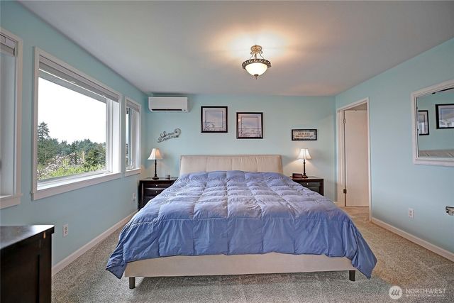 40 Vista Del Mar Street, Camano Island, WA 98282