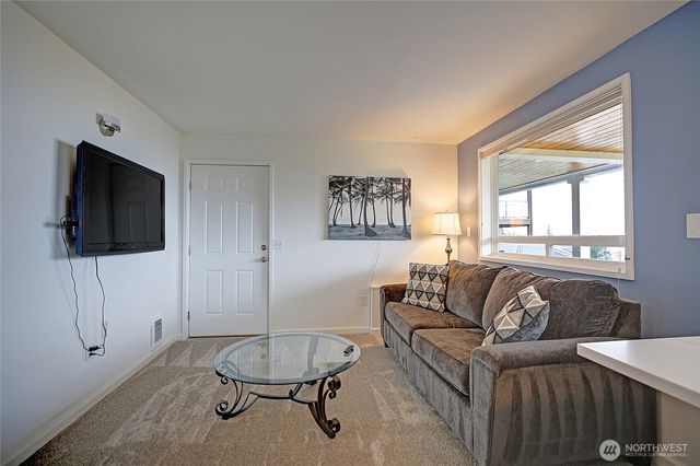 40 Vista Del Mar Street, Camano Island, WA 98282