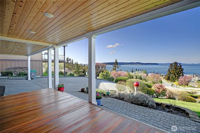 40 Vista Del Mar Street, Camano Island, WA 98282