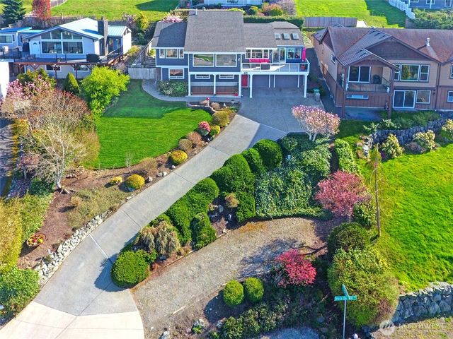 40 Vista Del Mar Street, Camano Island, WA 98282