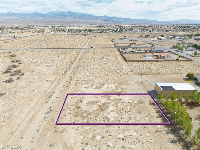 821 West Brady Lane, Pahrump, NV 89048