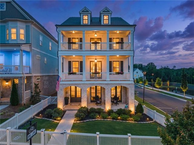 605 S Club Drive, Woodstock, GA 30188