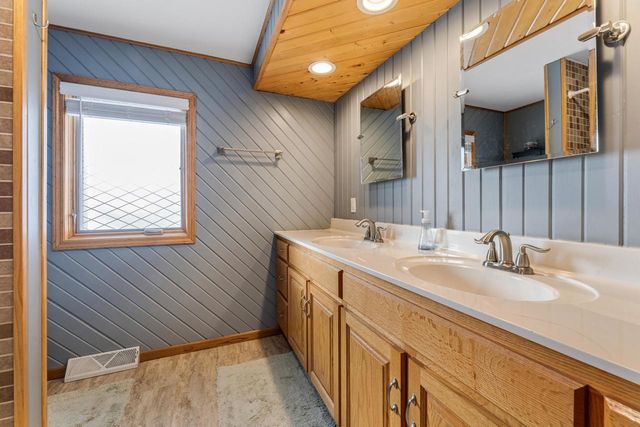 326 N Belvidere STREET, Buffalo City, WI 54622