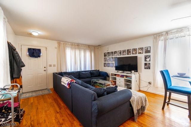 15 Standard Pl, Irvington Twp., NJ 07111