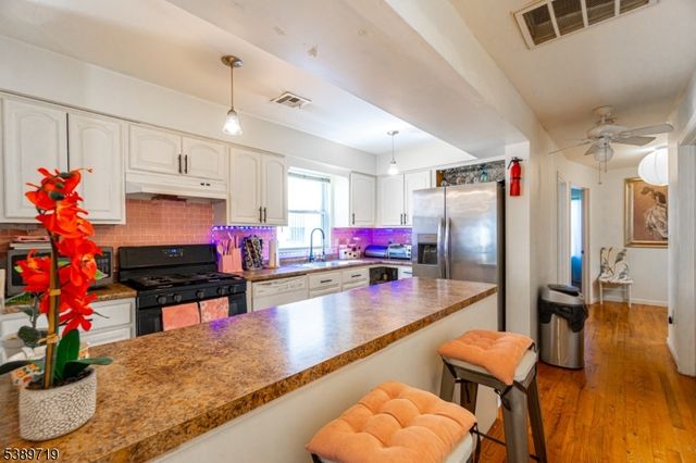15 Standard Pl, Irvington Twp., NJ 07111