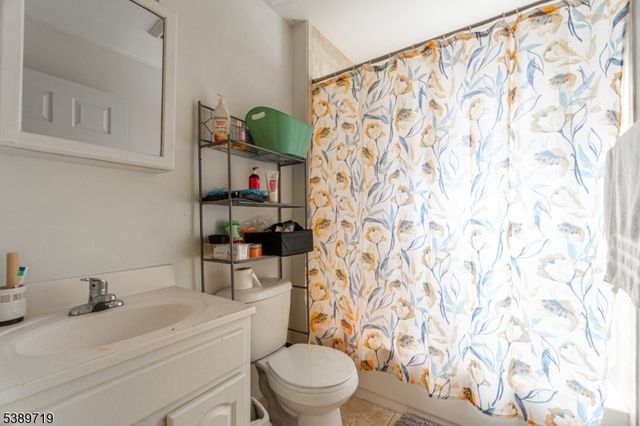 15 Standard Pl, Irvington Twp., NJ 07111