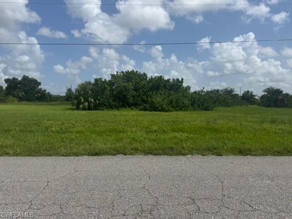 1711 NE 17th TER, CAPE CORAL, FL 33909 — photo 3